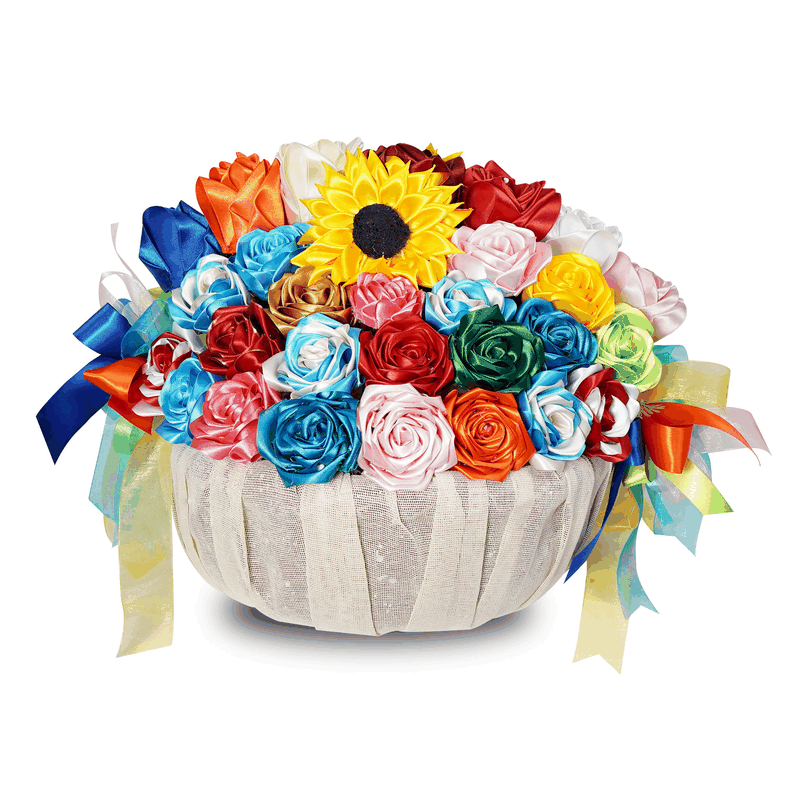 Canasta con flores eternas de listón en múltiples colores y un girasol